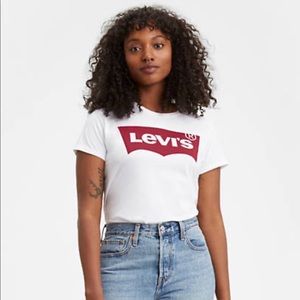 Levi's® Logo Perfect Tee Shirt